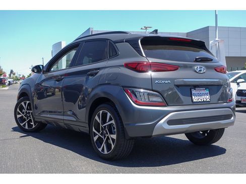 Used 2023 Hyundai Kona Limited FWD image 8