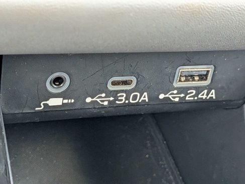 Certified 2025 Subaru Outback Limited w/ Popular Package #2 AWD/4WD image 21