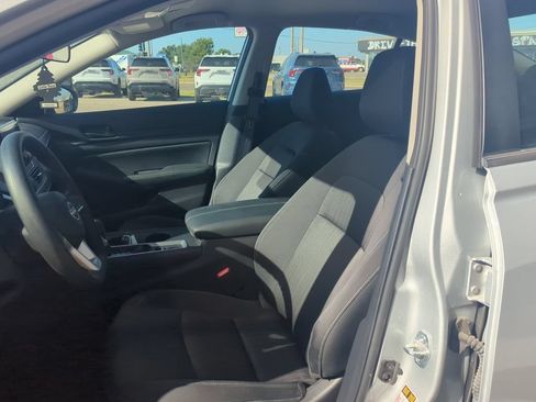 Used 2026 Nissan Altima 2.5 SV AWD/4WD image 13