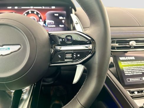 Used 2025 Aston Martin DB12 Coupe RWD image 12