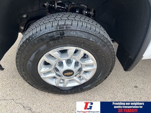 Used 2023 Chevrolet Silverado 2500 LT image 12