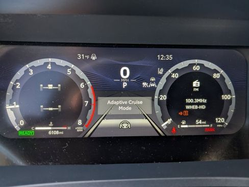 Used 2024 Toyota Tacoma TRD Off-Road image 31