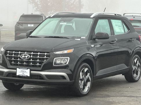 New 2026 Hyundai Venue SEL image 8