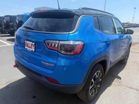 Used 2021 Jeep Compass Trailhawk AWD/4WD image 3