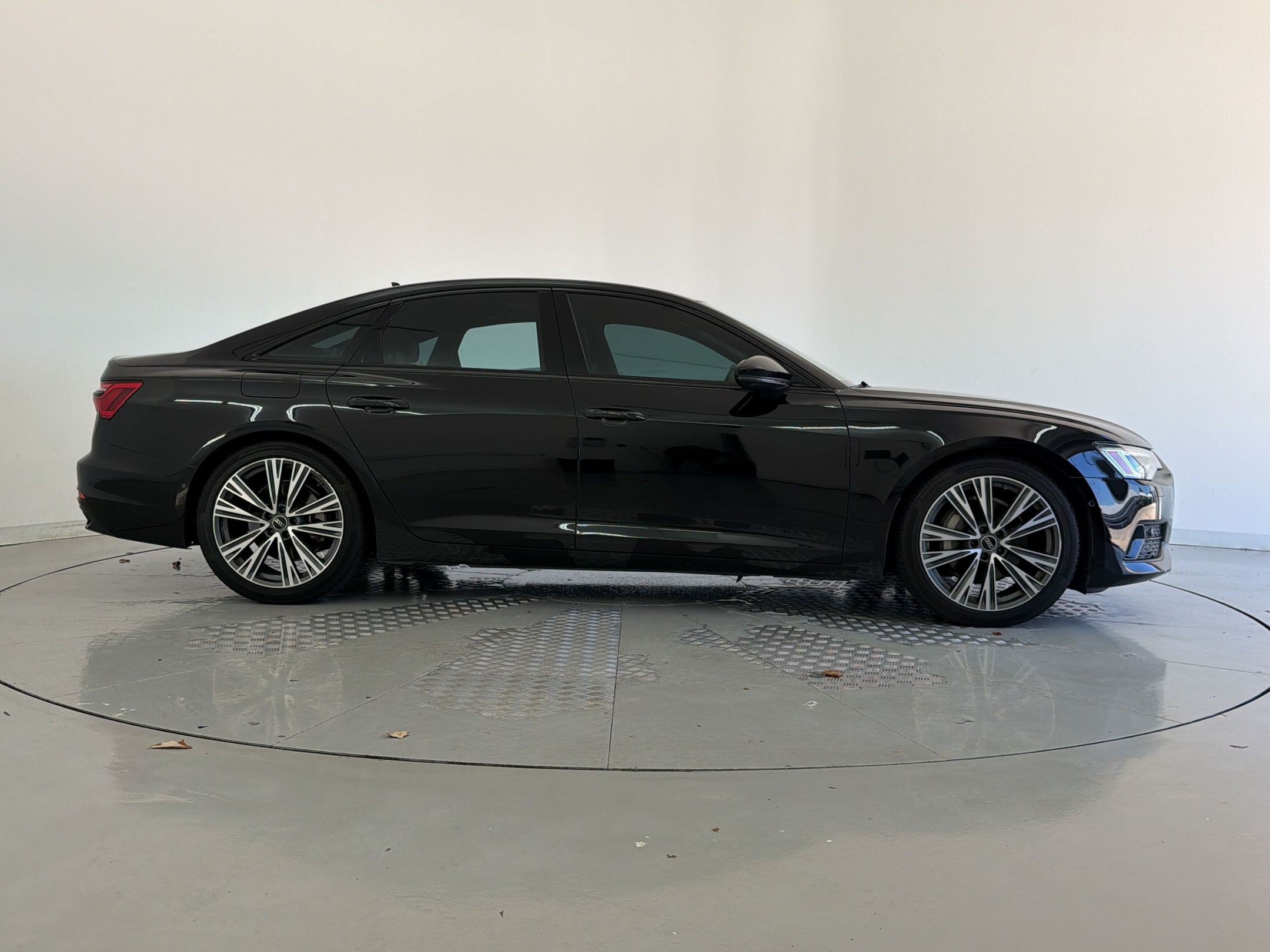 Used 2023 Audi A6 Premium Plus w/ Premium Plus Package AWD/4WD image 8