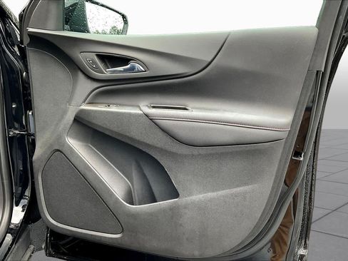 Used 2024 Chevrolet Equinox RS FWD image 43