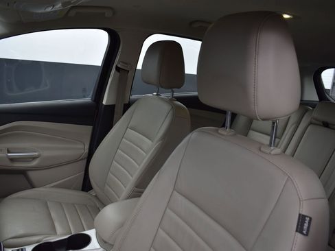 Used 2016 Ford C-MAX Energi SEL image 12