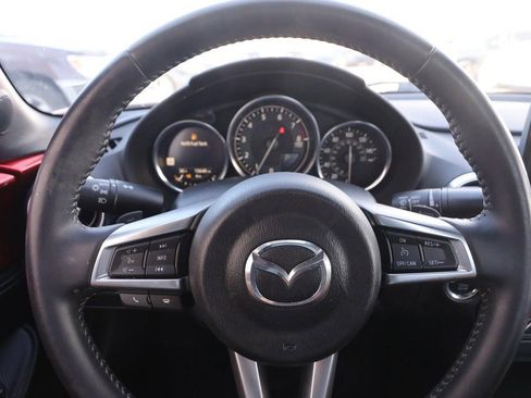 Used 2020 MAZDA MX-5 Miata RF Grand Touring image 10