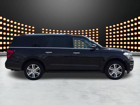 Used 2024 Ford Expedition Max Limited RWD image 9