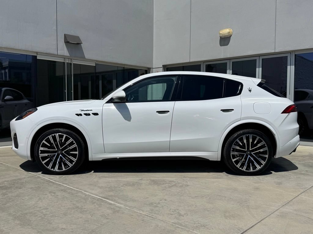 Used 2025 Maserati Grecale Folgore AWD/4WD image 5