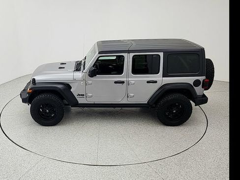 Used 2019 Jeep Wrangler Unlimited Sport AWD/4WD image 36