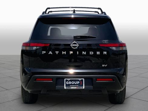 Used 2023 Nissan Pathfinder SV FWD image 5