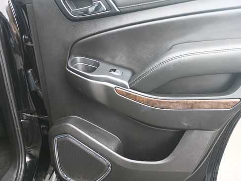 Used 2017 Chevrolet Tahoe LS w/ All-Season Package image 30