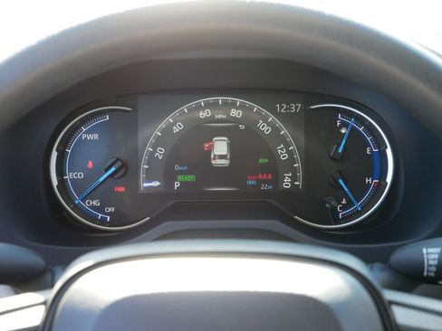 Certified 2025 Toyota RAV4 XLE image 21