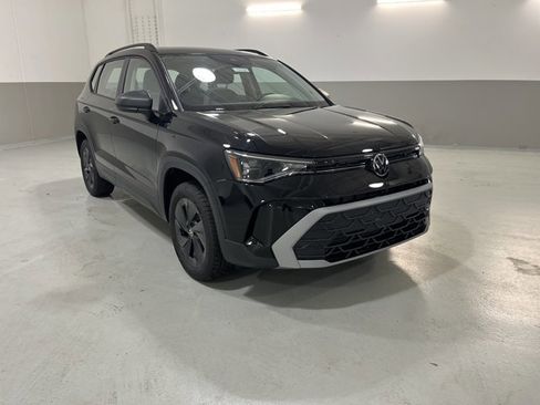 New 2026 Volkswagen Taos S image 4