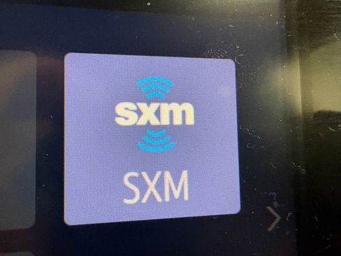 Used 2020 Toyota Highlander XLE image 13