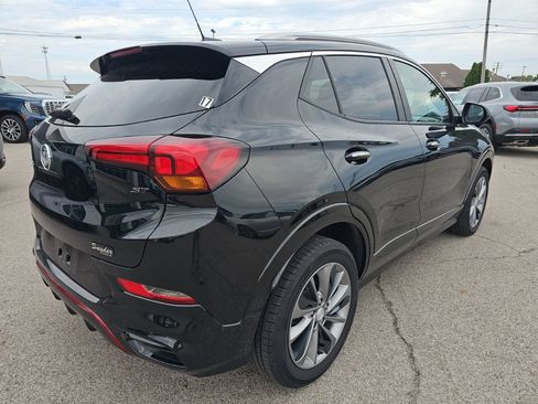 Used 2023 Buick Encore GX Select w/ Sport Touring Package FWD image 7