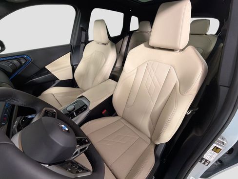 Certified 2025 BMW X3 xDrive30i w/ Premium Package image 21