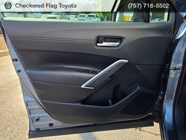 Used 2024 Toyota Corolla Cross AWD Hybrid w/ Convenience Package image 15