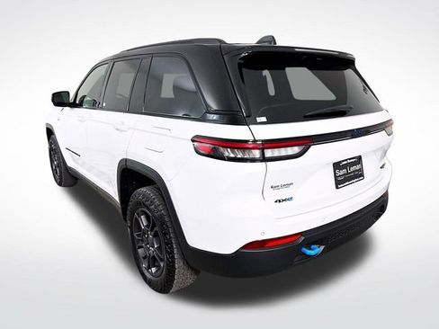 Used 2024 Jeep Grand Cherokee Trailhawk image 5