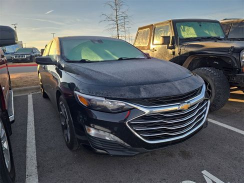 Used 2024 Chevrolet Malibu LT image 4