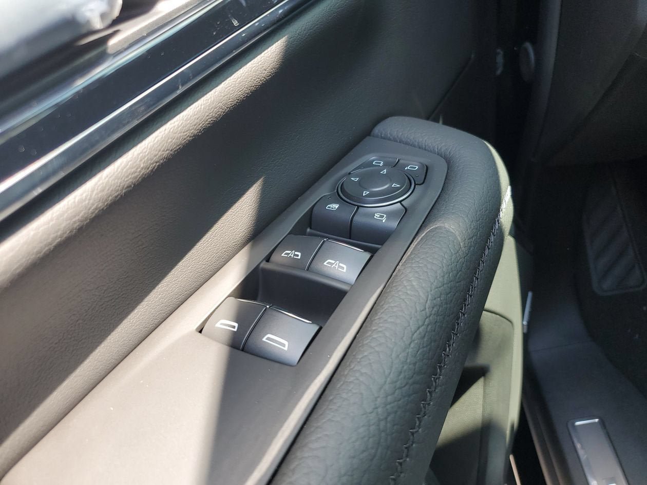 New 2026 GMC Yukon Denali RWD image 18