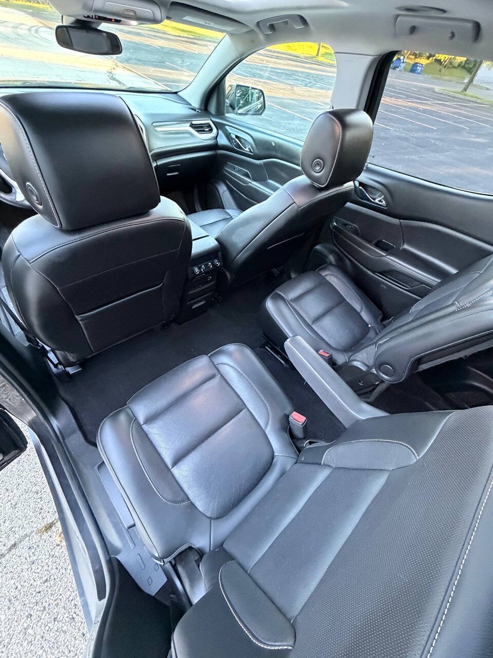 Used 2017 GMC Acadia SLT w/ LPO, Floor Liner Package AWD/4WD image 34