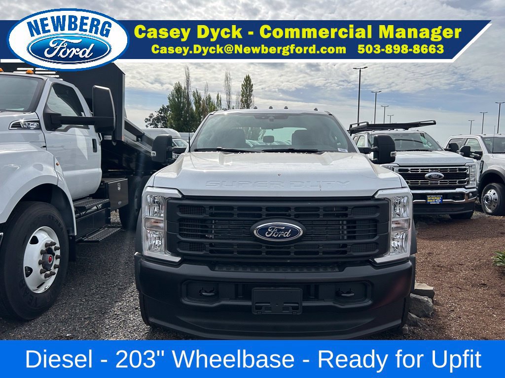 New 2026 Ford F550 4x4 Crew Cab Super Duty image 2