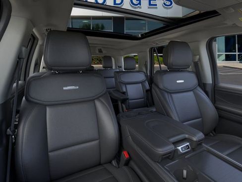 New 2026 Ford Expedition Platinum w/ Driver's Package image 35