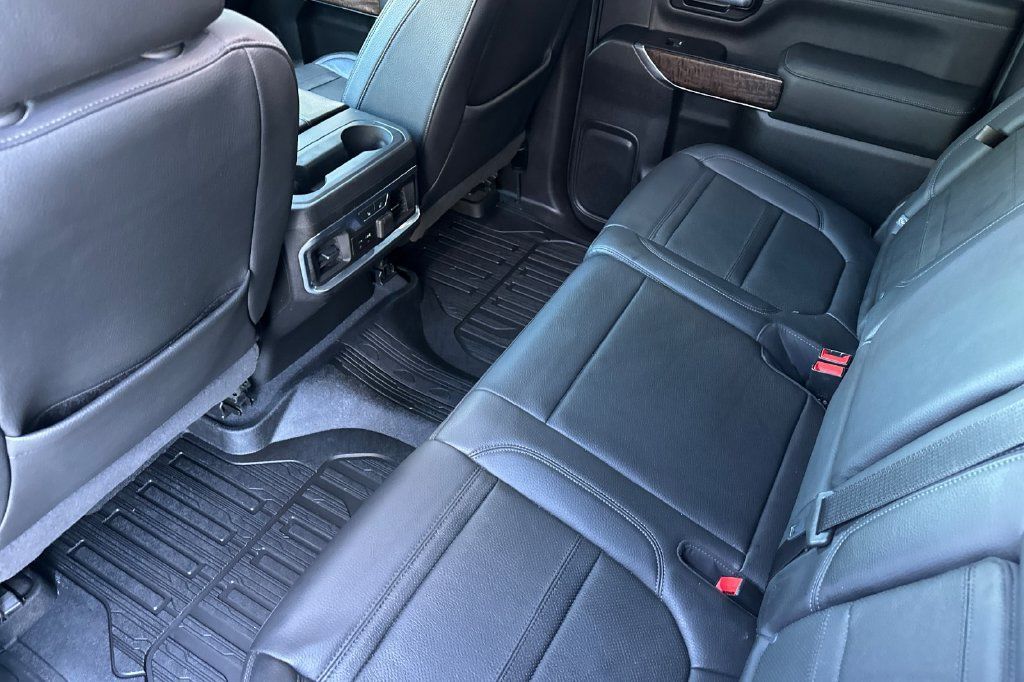 Used 2020 GMC Sierra 2500 Denali w/ Denali Ultimate Package AWD/4WD image 15