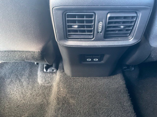 Used 2024 Toyota RAV4 XLE AWD/4WD image 15