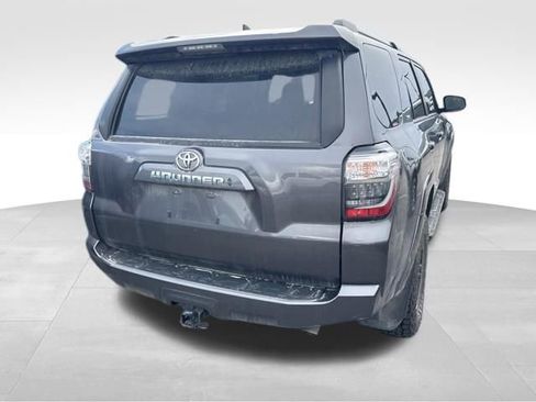 Used 2023 Toyota 4Runner SR5 AWD/4WD image 14