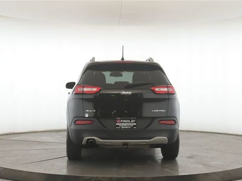 Used 2018 Jeep Cherokee Limited image 11