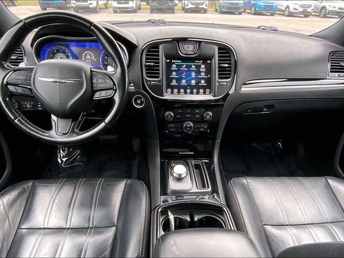 Used 2021 Chrysler 300 S image 15