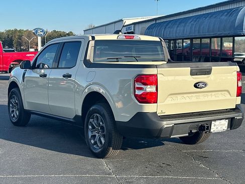 New 2025 Ford Maverick XLT w/ XLT Luxury Package image 5