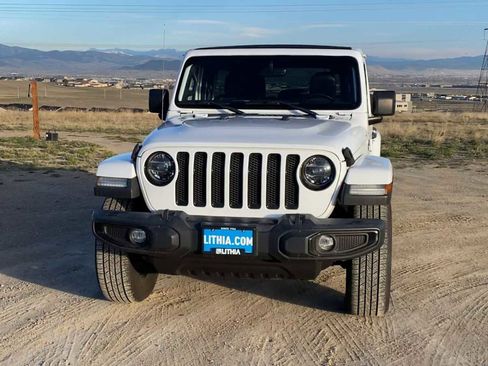 Used 2021 Jeep Wrangler Unlimited Sahara AWD/4WD image 3