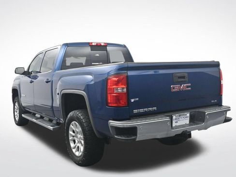 Used 2016 GMC Sierra 1500 SLE w/ SLE Value Package AWD/4WD image 9