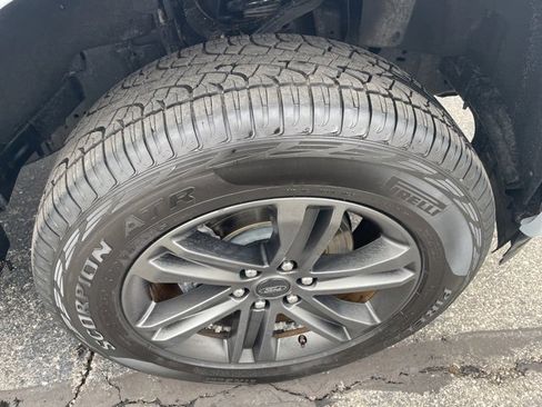 Used 2021 Ford F150 Lariat w/ Equipment Group 502A High image 18