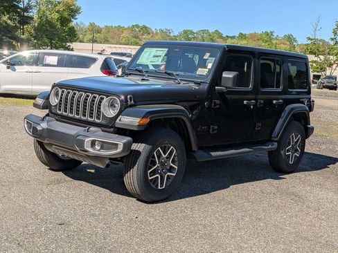 New 2026 Jeep Wrangler Unlimited Sahara AWD/4WD image 7