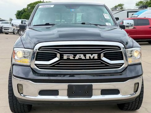 Used 2019 RAM 1500 Laramie AWD/4WD image 2