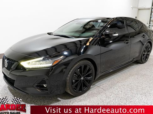 Used 2020 Nissan Maxima SR w/ Sport Mat Group image 2