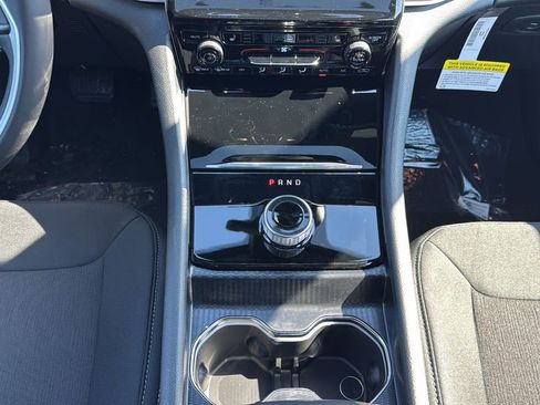 New 2026 Jeep Grand Cherokee Laredo image 17