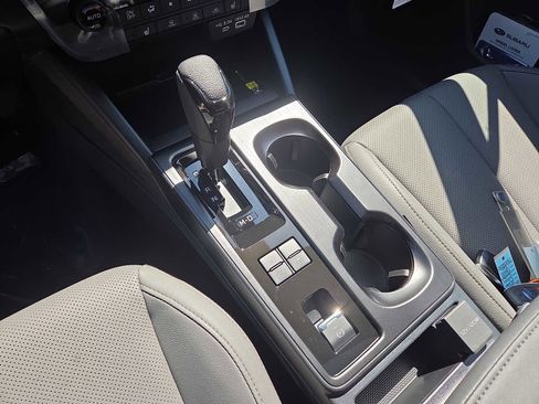 New 2026 Subaru Outback Limited AWD/4WD image 7