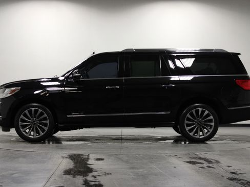 Used 2019 Lincoln Navigator L Select w/ Technology Package image 7
