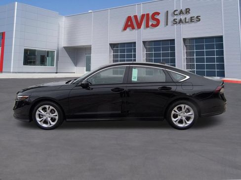 Used 2025 Honda Accord LX image 10