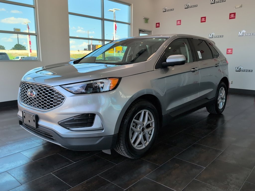 Used 2024 Ford Edge SEL AWD/4WD image 4