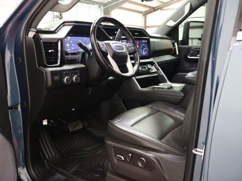 Used 2024 GMC Sierra 2500 Denali w/ Denali Reserve Package AWD/4WD image 31