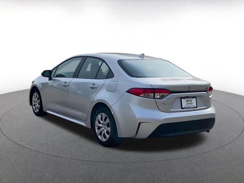 Used 2025 Toyota Corolla LE image 11