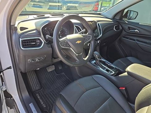 Used 2024 Chevrolet Equinox Premier AWD/4WD image 39