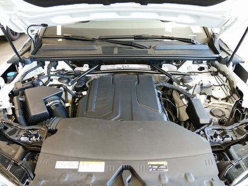 New 2025 Audi Q5 Premium Plus image 9